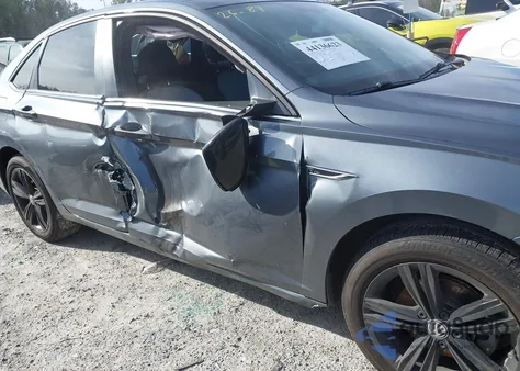 2019 Volkswagen Jetta 1.4T R-Line/1.4T S/1.4T Se from USA, damaged, VIN 3VWC57BU6KM068016